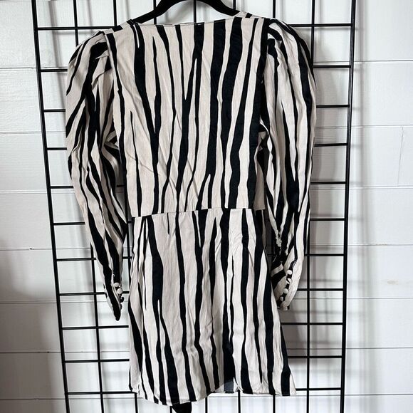 Zara‎ Zebra Print Wrap Around Romper Mini Dress Womens M Black Cream Boho - Picture 5 of 14